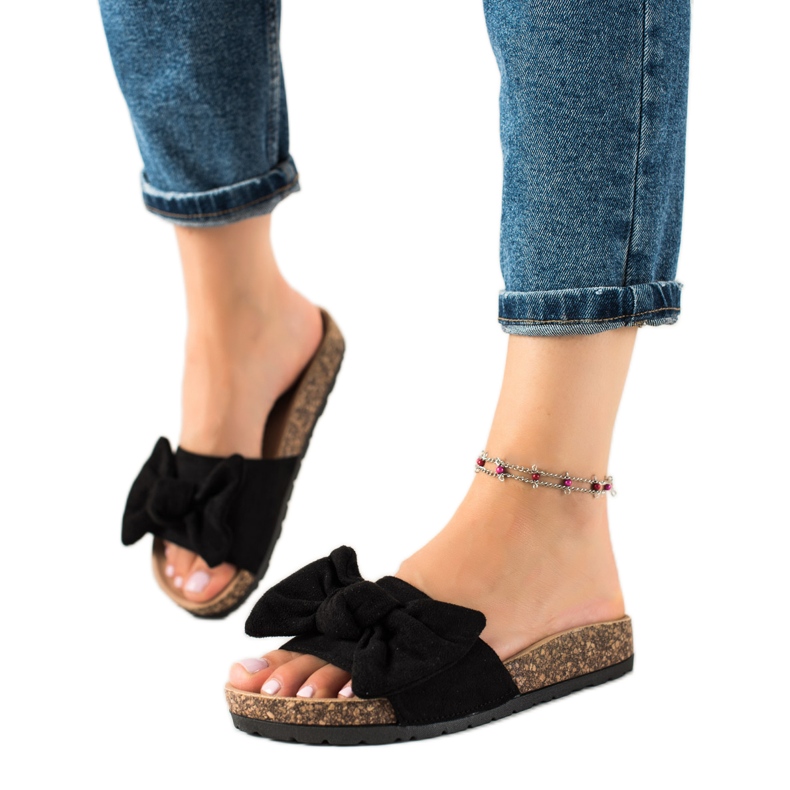 Queentina Pantuflas de ante con lazo negro