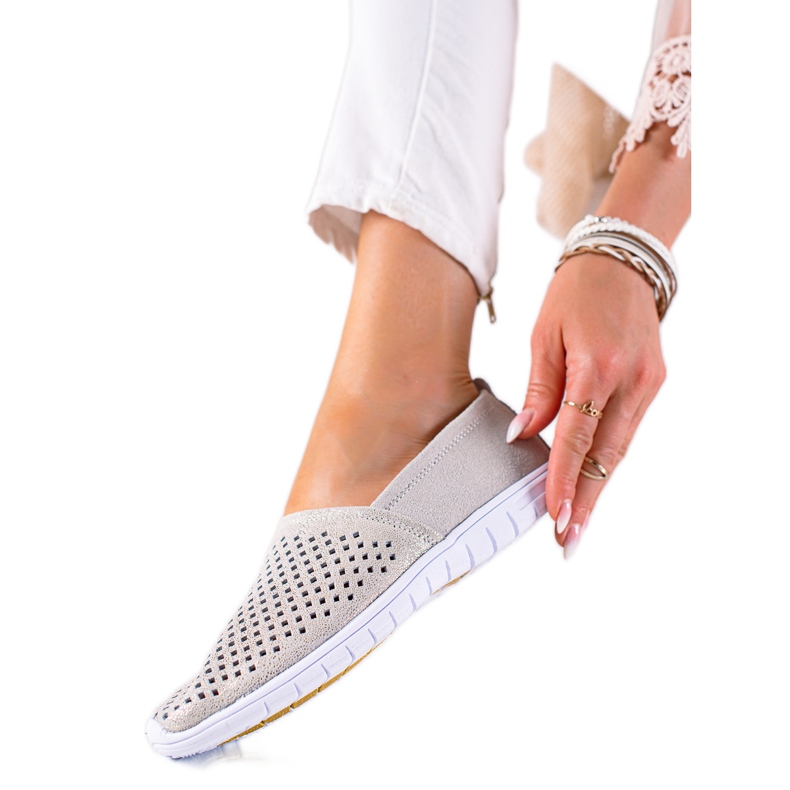 DK Slipons de cuero calado gris