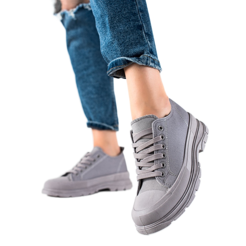SHELOVET Zapatillas en la plataforma gris
