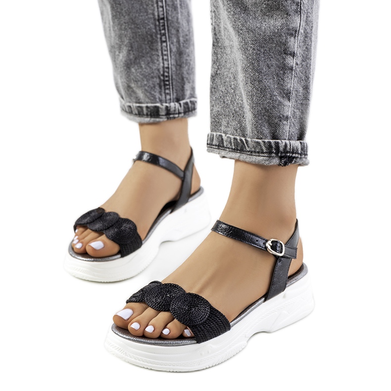 Sandalias negras en la plataforma Nandy negro Sandalias negras en la plataforma Nandy negro