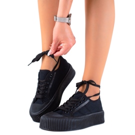 SHELOVET Zapatillas de deporte en una plataforma ancha negro