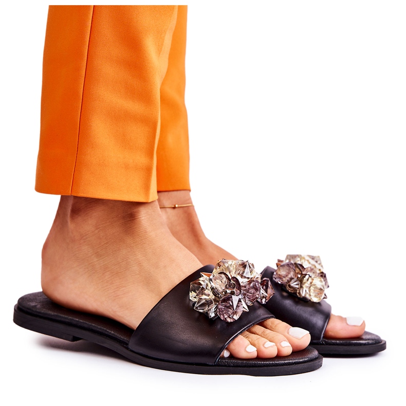 Babucha Mujer Piel Con Adorno Nicole 2726 Negro