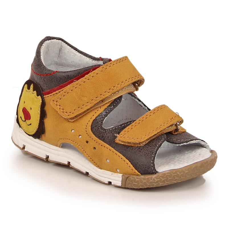 Sandalias niño con velcro camel Kornecki 6867 marrón Sandalias niño con velcro camel Kornecki 6867 marrón