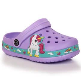 Pantuflas American Club violeta con unicornio púrpura