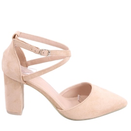 Bombas en el puesto Lizzie Beige