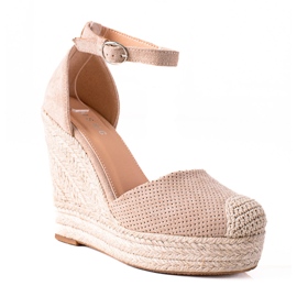 SHELOVET Alpargatas en sandalias de cuña beige