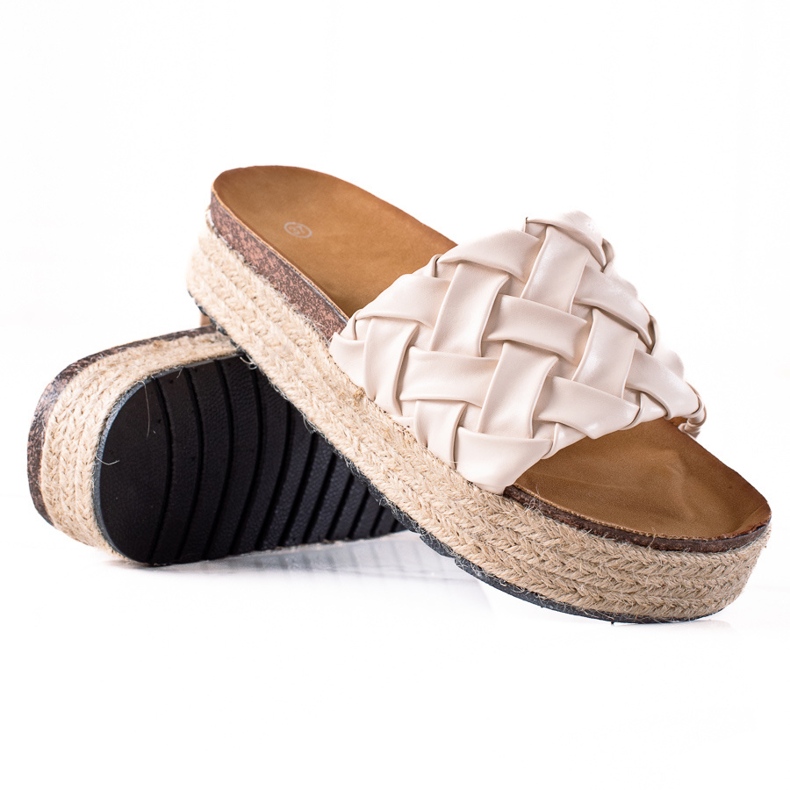 SHELOVET Zapatillas en la plataforma beige