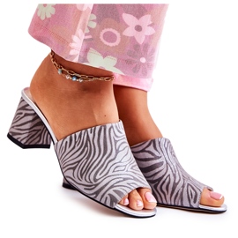Pantuflas Mujer Piel Tacón Alto Cebra Gris Nessita plata Pantuflas Mujer Piel Tacón Alto Cebra Gris Nessita plata