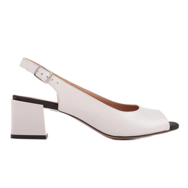 Marco Shoes Cómodas sandalias de mujer fabricadas en piel blanca. blanco
