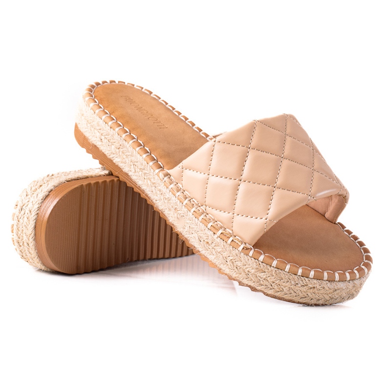 SHELOVET Zapatillas en la plataforma marrón