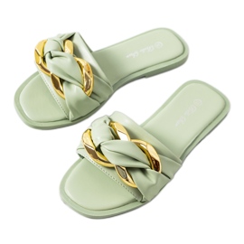 Babuchas verdes con cadena Tahan Babuchas verdes con cadena Tahan
