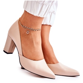 PA2 Bombas De Cuero De Moda En Una Barra Beige Emoción