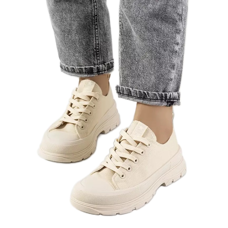 Deportivas beige con suela gruesa Beat