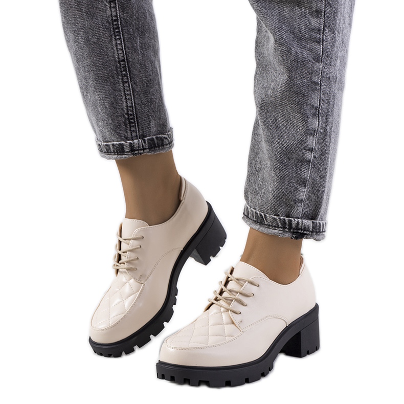 Zapatos de tacón beige de Landra