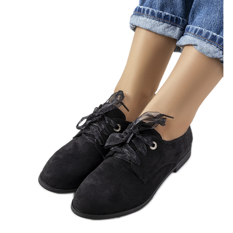 Zapatos negros de Ename Zapatos negros de Ename