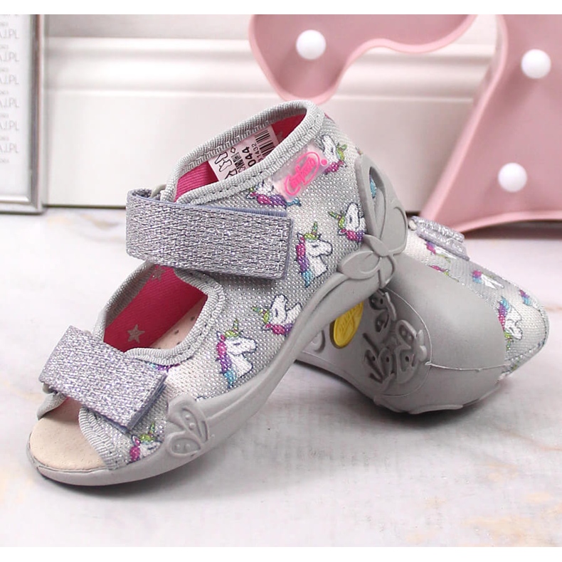 Zapatillas casa niña con velcro Befado gris unicornio