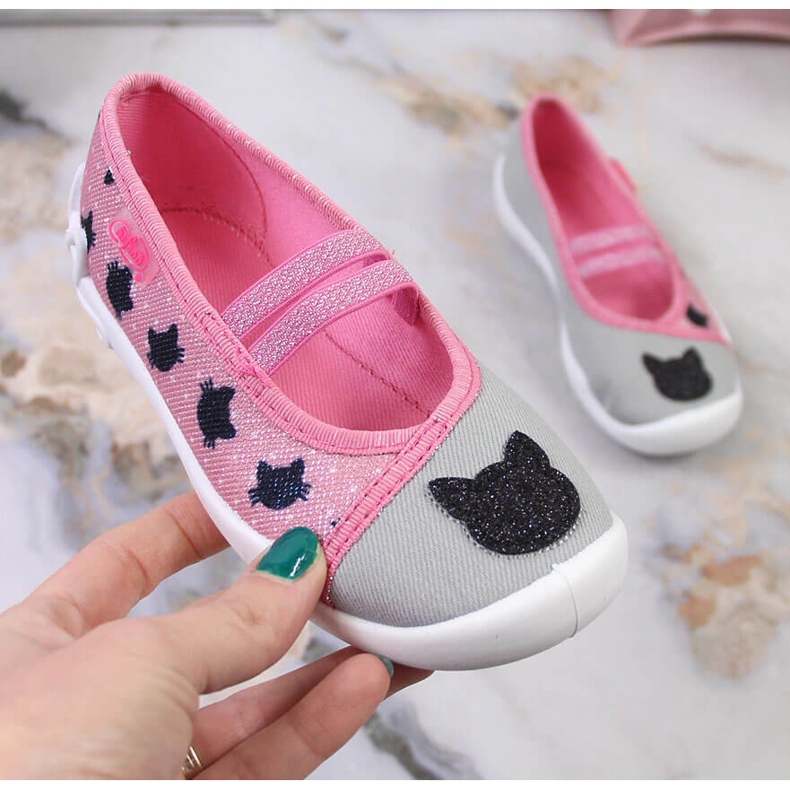 Pantuflas de niña con goma elástica con resbalón de gato en Befado rosa rosado