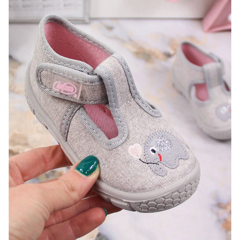 Zapatillas casa niña con velcro Befado gris con elefante