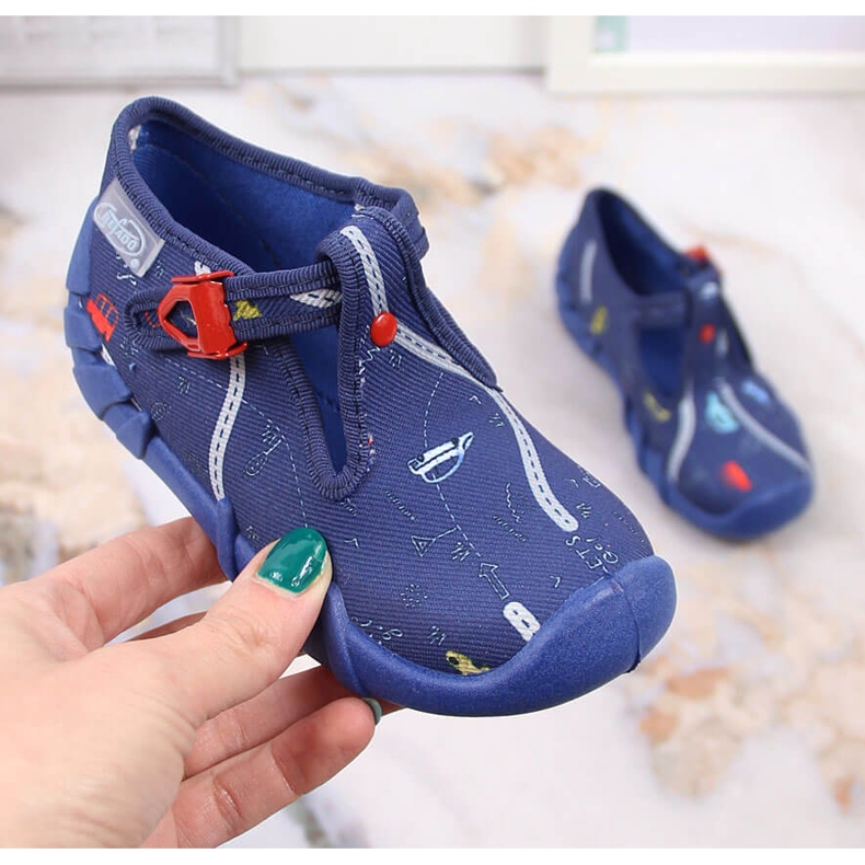 Zapatillas casa niño con cierre Befado azul marino