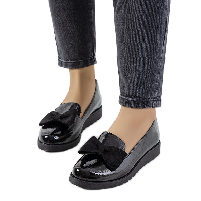BM Zapatos lacados negros Voeren