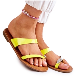 Chanclas Mujer Lacadas en Amarillo Jimena Chanclas Mujer Lacadas en Amarillo Jimena