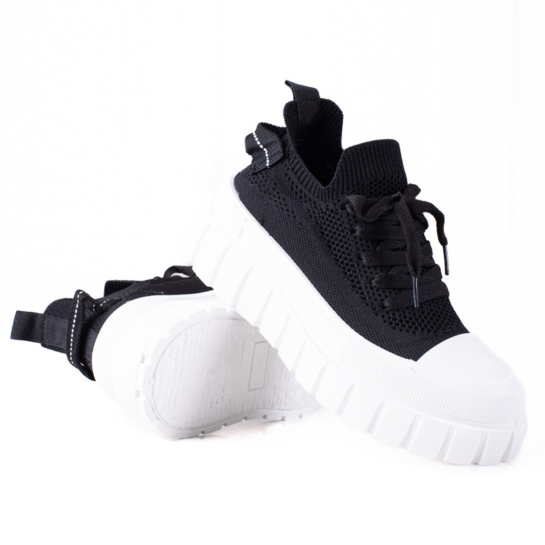 SHELOVET Zapatillas de deporte en una plataforma gruesa negro