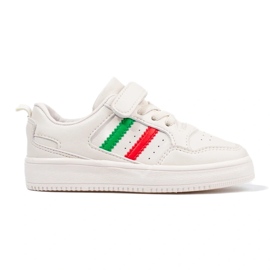 Zapatillas blancas para niños con tiras. blanco