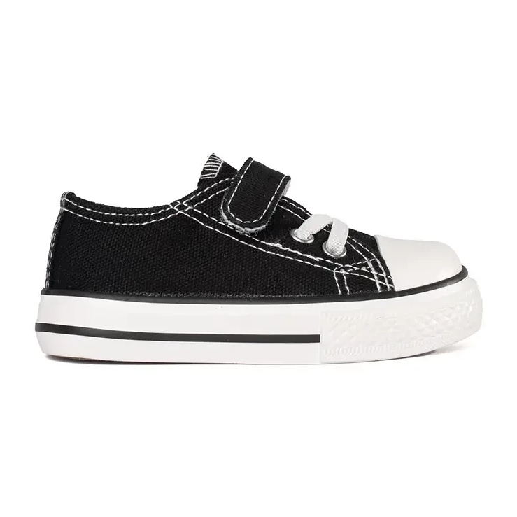 Zapatillas de niño Vico, material negro.