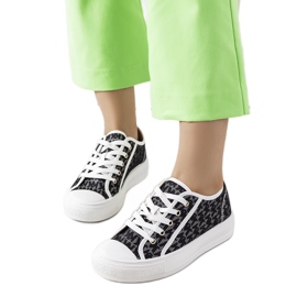 Zapatillas Chelms negras negro