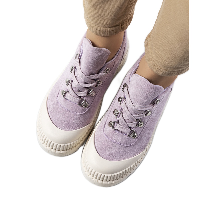 Zapatos morados de mujer violeta