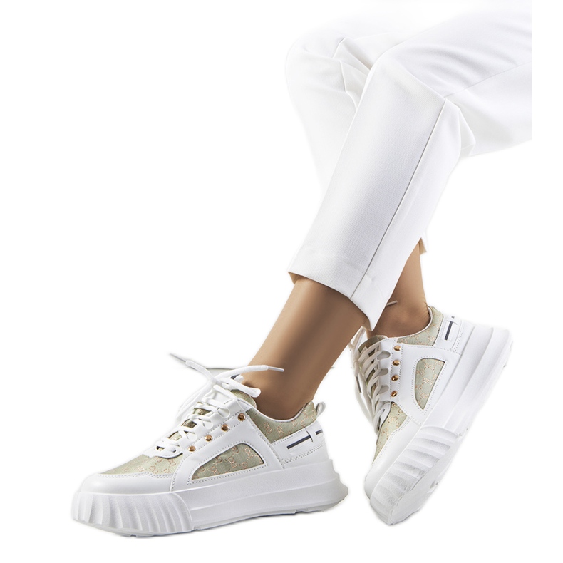 PA1 Las zapatillas verdes de Heleno blanco