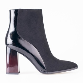 Botas de mujer Shelovet en un poste alto. negro