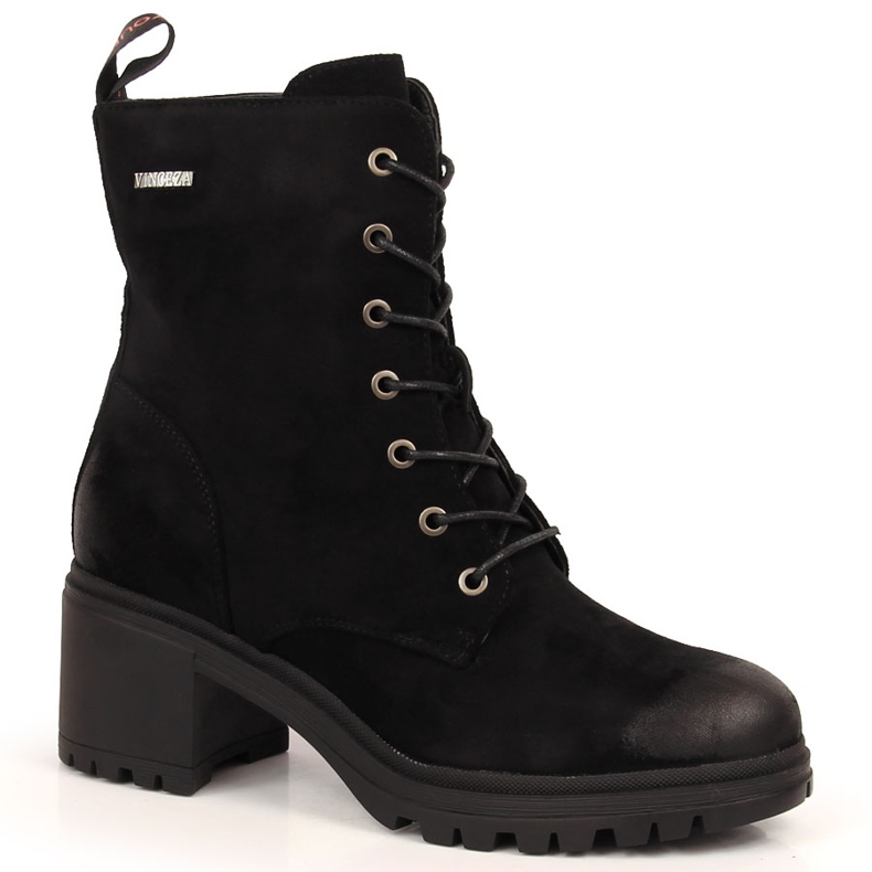 Botas de gamuza Vinceza negras en el poste negro