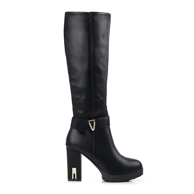 Botas de mujer en un puesto alto Shelovet negro