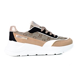 Zapatillas Shelovet para mujer en una gruesa plataforma beige. multicolor