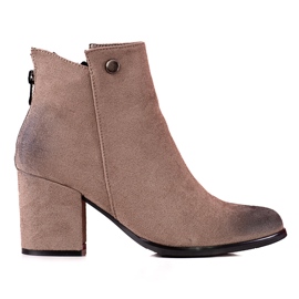 Botas de mujer marrones Shelovet con cremallera decorativa en la parte trasera marrón