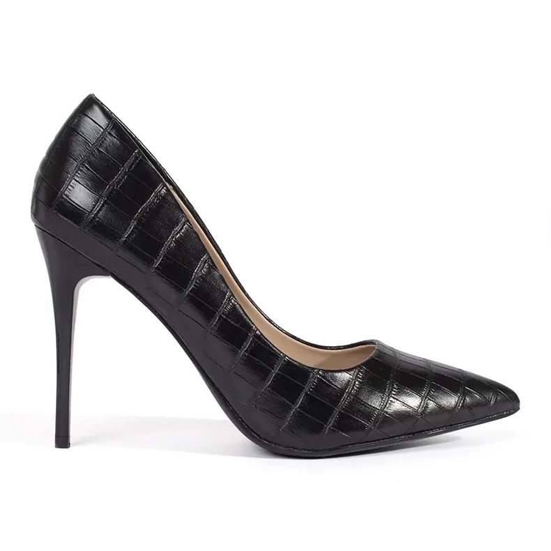 Zapatos de tacón alto de mujer de moda. negro