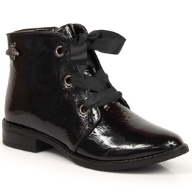 M. DASZYŃSKI Botas de mujer con aislamiento negro charol negro Daszyński SAN5A
