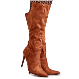 Botas Tacón Clásicas Ante Camel Ameya marrón