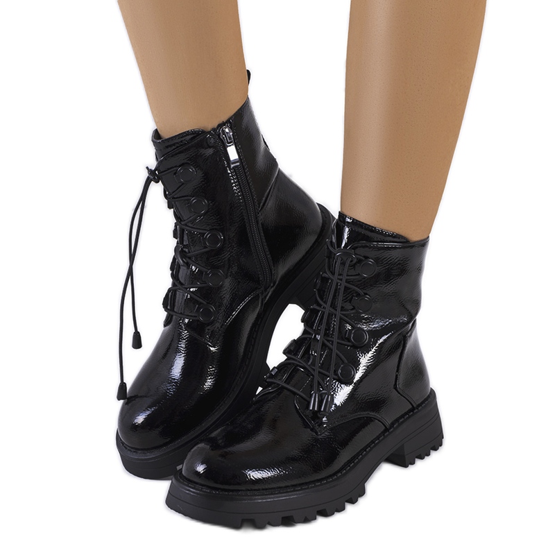Botas Cesterfield de charol negro