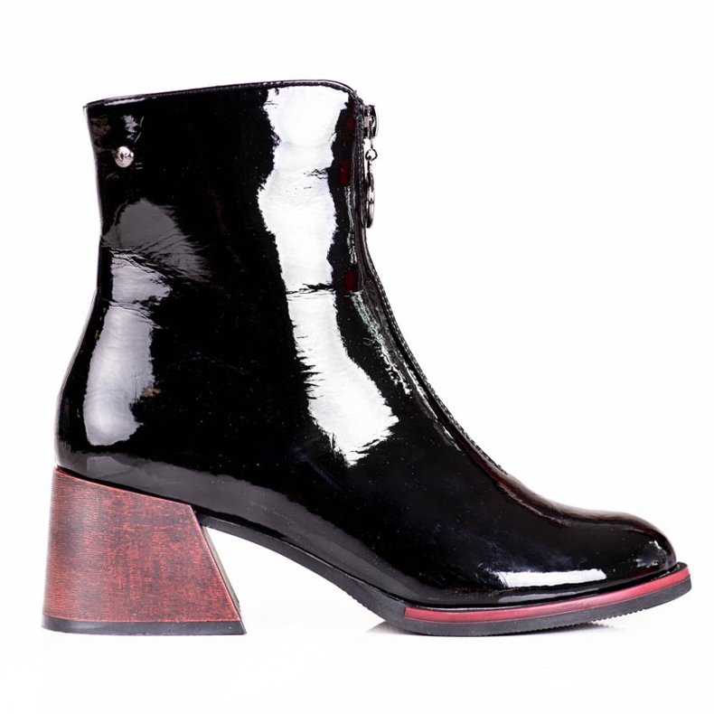 Botas de charol para mujer con elegante tacón Vinceza. negro