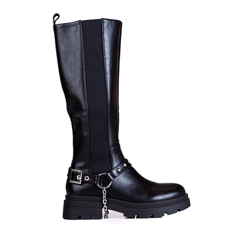 Botas de mujer de moda. negro