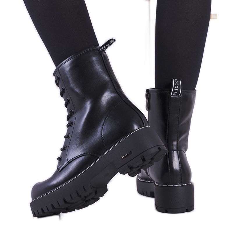 Botas negras con hilo blanco Rebeca negro Botas negras con hilo blanco Rebeca negro