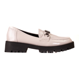 Mocasines de mujer lacados sobre suela gruesa Shelovet beige