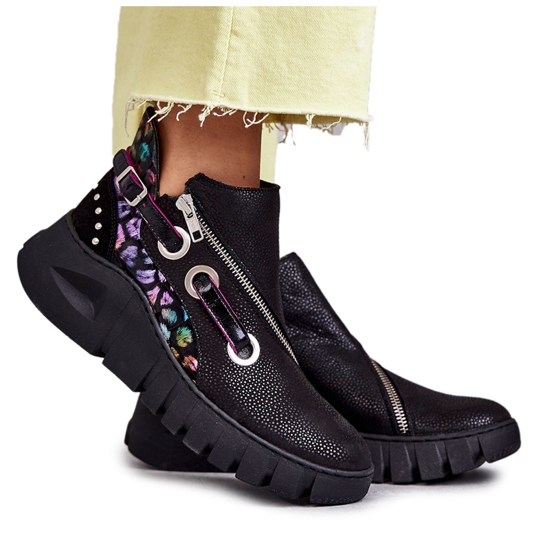 Botas de cuero Maciejka con motas 05660-20 Negro multicolor