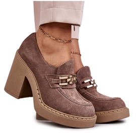 PL5 Zapatos de gamuza en un poste masivo Beige Jaime