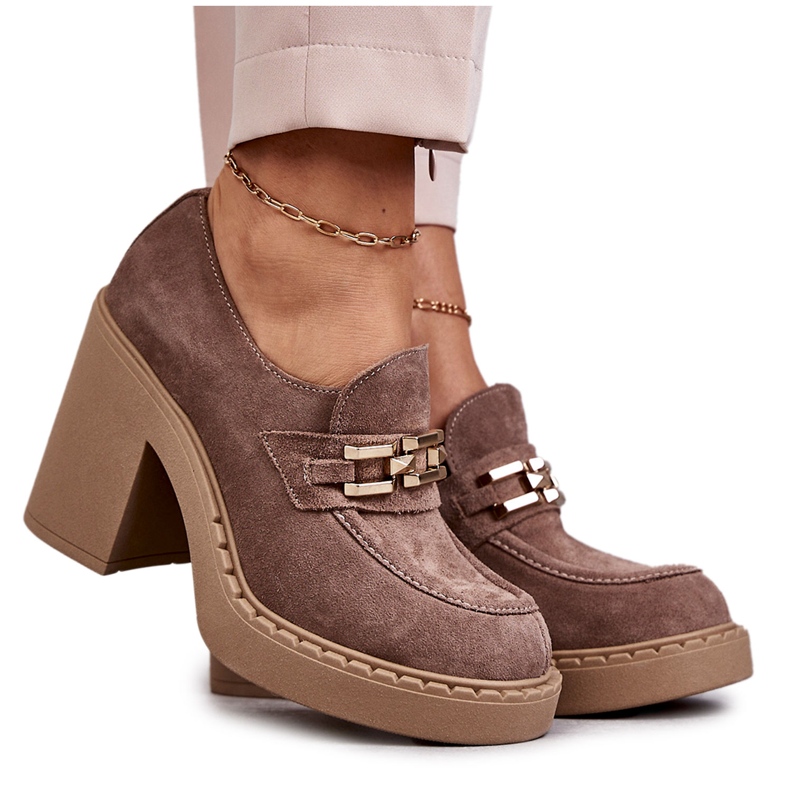 PL5 Zapatos de gamuza en un poste masivo Beige Jaime