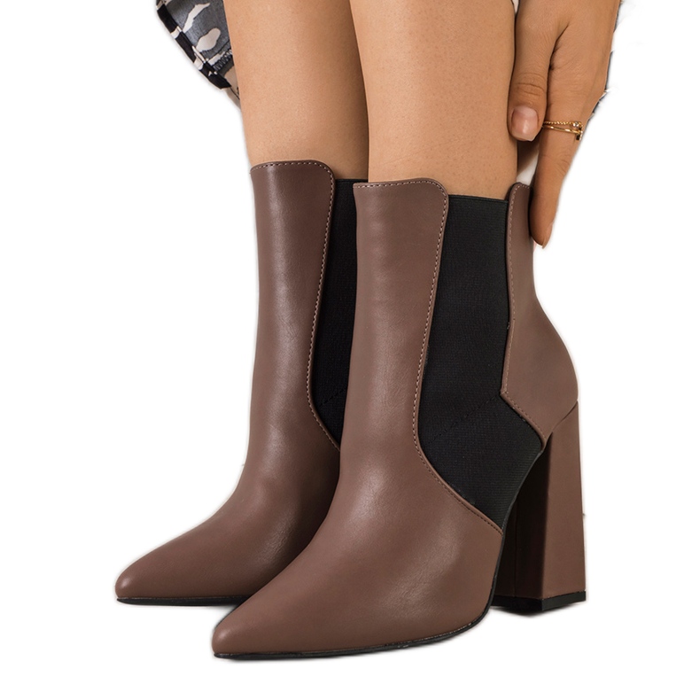 Botas Chelsea marrones en el poste de Hamilton marrón Botas Chelsea marrones en el poste de Hamilton marrón