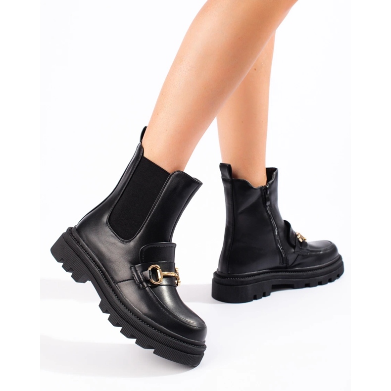 Botas Chelsea de mujer negras con plataforma. negro