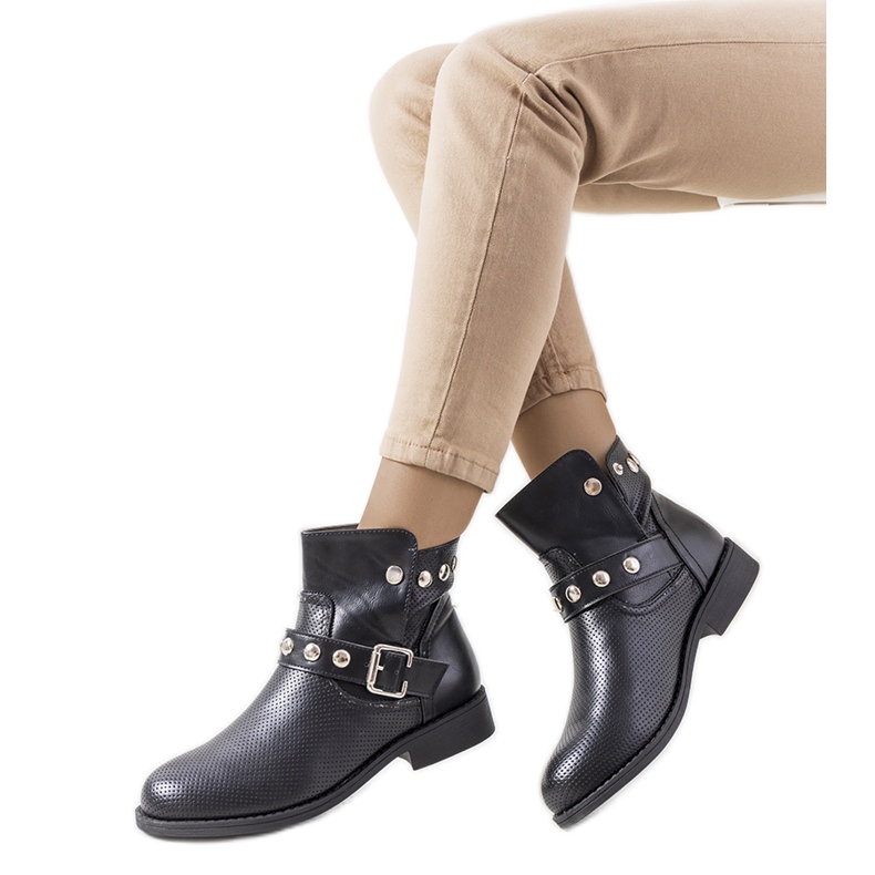 PA1 botas punzones negras negro